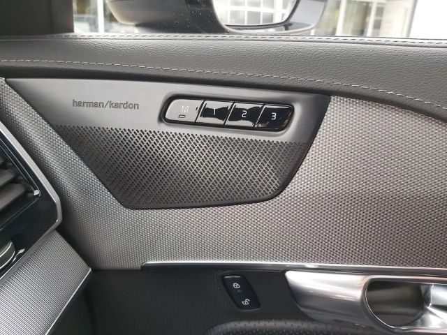 Volvo XC90 AWD Dark Plus