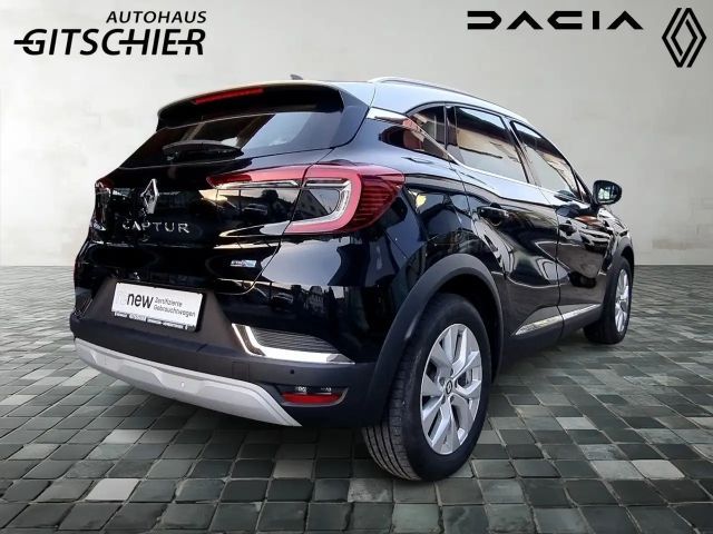 Renault Captur E-Tech Intens