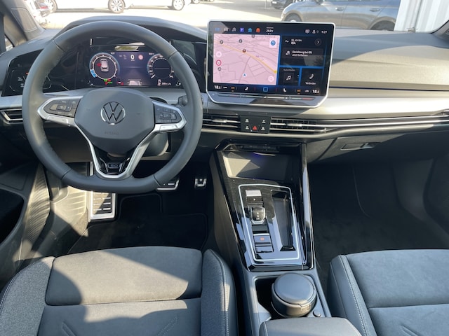 Volkswagen Golf 1.5 eTSI Golf VIII Style