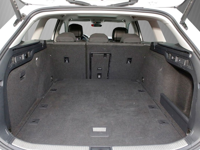 Skoda Superb 2.0 TDI Combi Selection