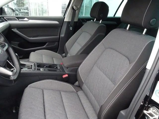 Volkswagen Passat 2.0 TDI Business DSG Variant