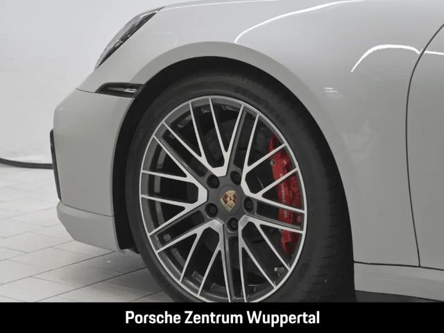 Porsche 992 Cabrio Turbo