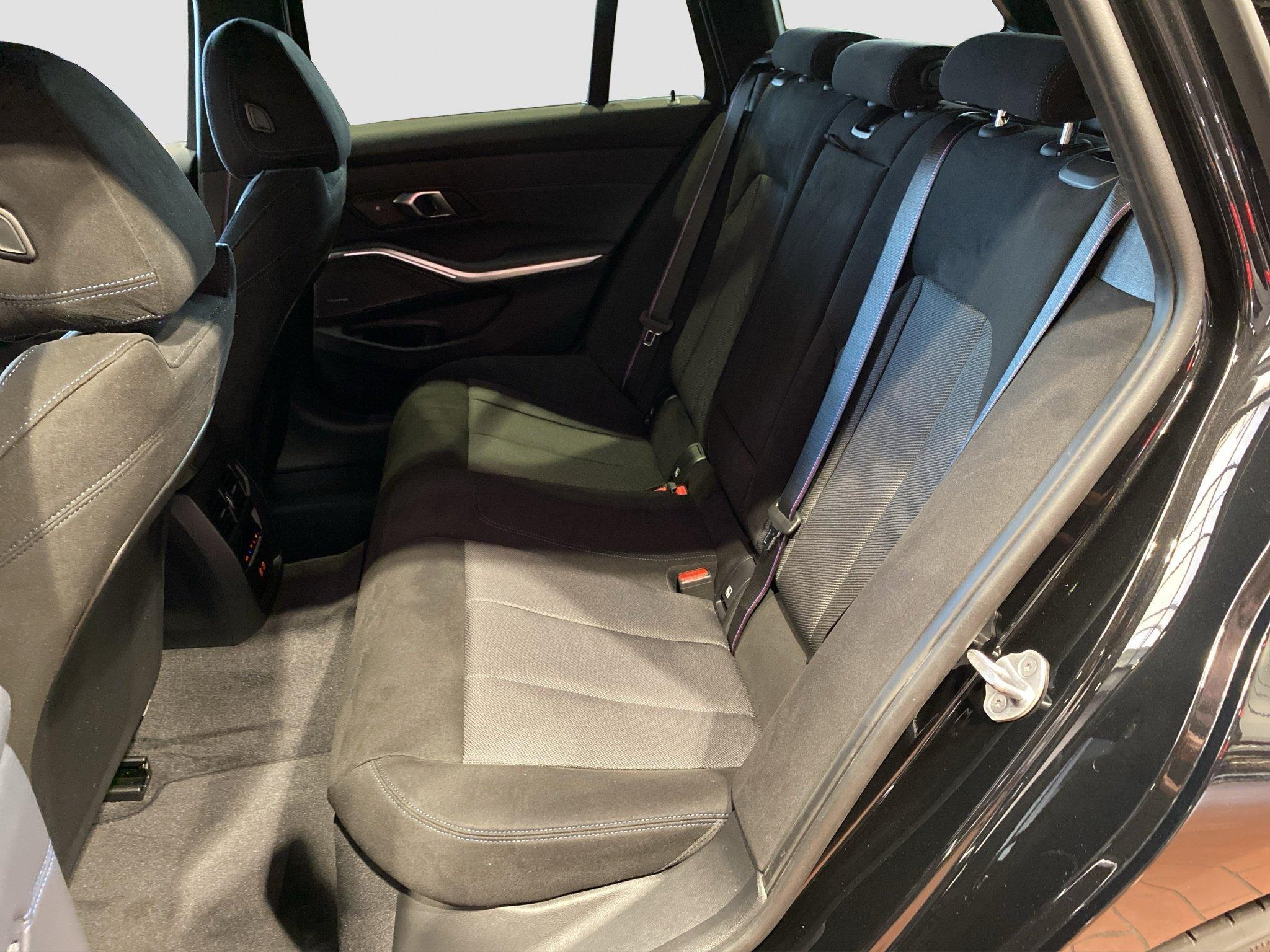 BMW 330 330d Touring xDrive