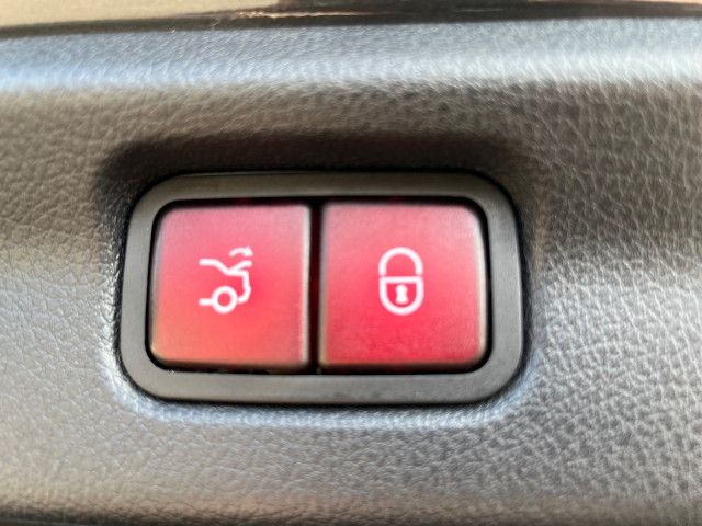 Mercedes-Benz EQE 350 Sedan