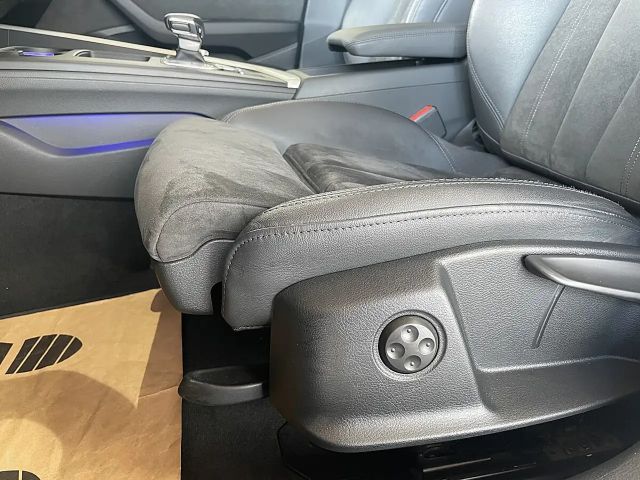 Audi A4 30 TDI Avant S-Tronic