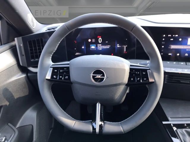 Opel Astra 1.2 Turbo Enjoy Turbo