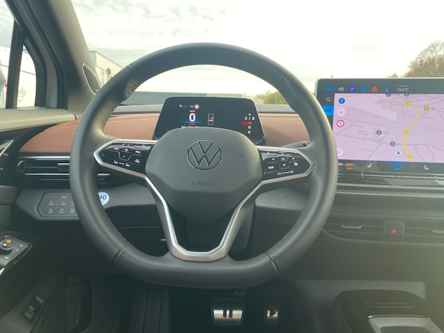 Volkswagen ID.5 1,49 % Sportpaket HUD AHK-klappbar Navi Memory Sitze Soundsystem HarmanKardon