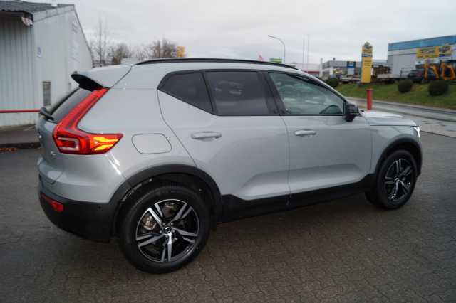 Volvo XC40 Dark Plus