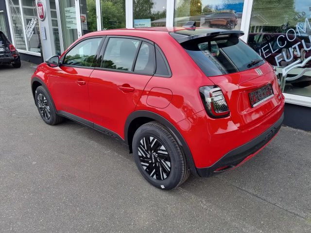 Fiat 600e MY25 Hybrid 1.2 T3 81 kW (110 PS) DCT