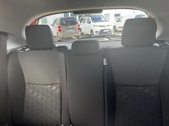Toyota Yaris Hatchback Hybride VVT-i