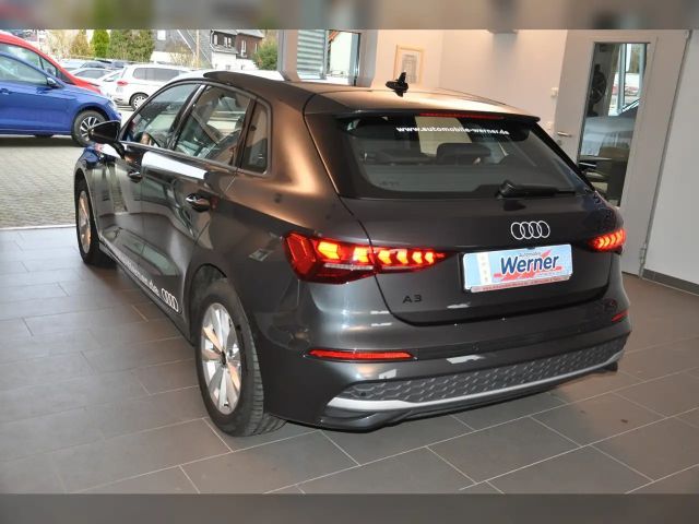 Audi A3 30 TFSI Sedan