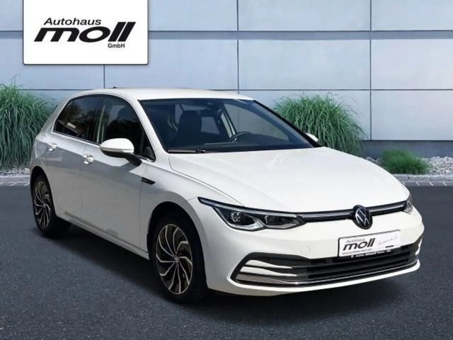 Volkswagen Golf 1.5 TSI DSG Style