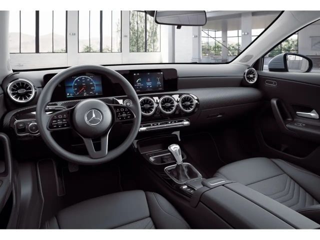 Mercedes-Benz A 160 Navi, LED, MBUX, RFK, Shz, Carplay, Ambie