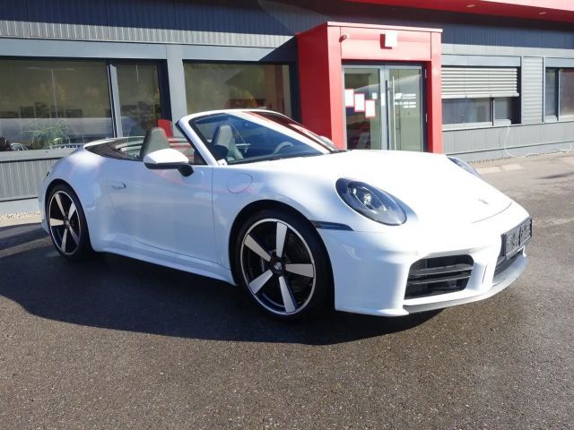 Porsche 992 Cabrio Carrera