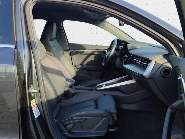 Audi A3 30 TDI S-Tronic Sedan