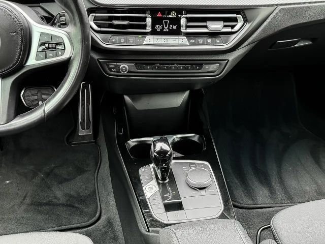 BMW 218 218i Coupé M-Sport