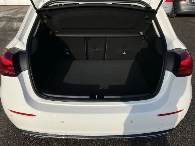 Mercedes-Benz A 180 A 180 d Hatchback