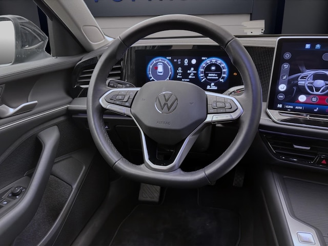 Volkswagen Passat 1.5 eTSI Business DSG