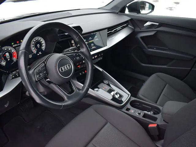 Audi A3 30 TFSI S-Tronic Sedan