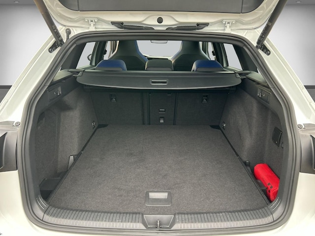 Volkswagen Golf 2.0 TSI IQ.Drive Variant