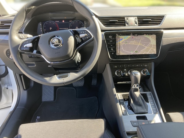 Skoda Superb 2.0 TDI Combi Style Style