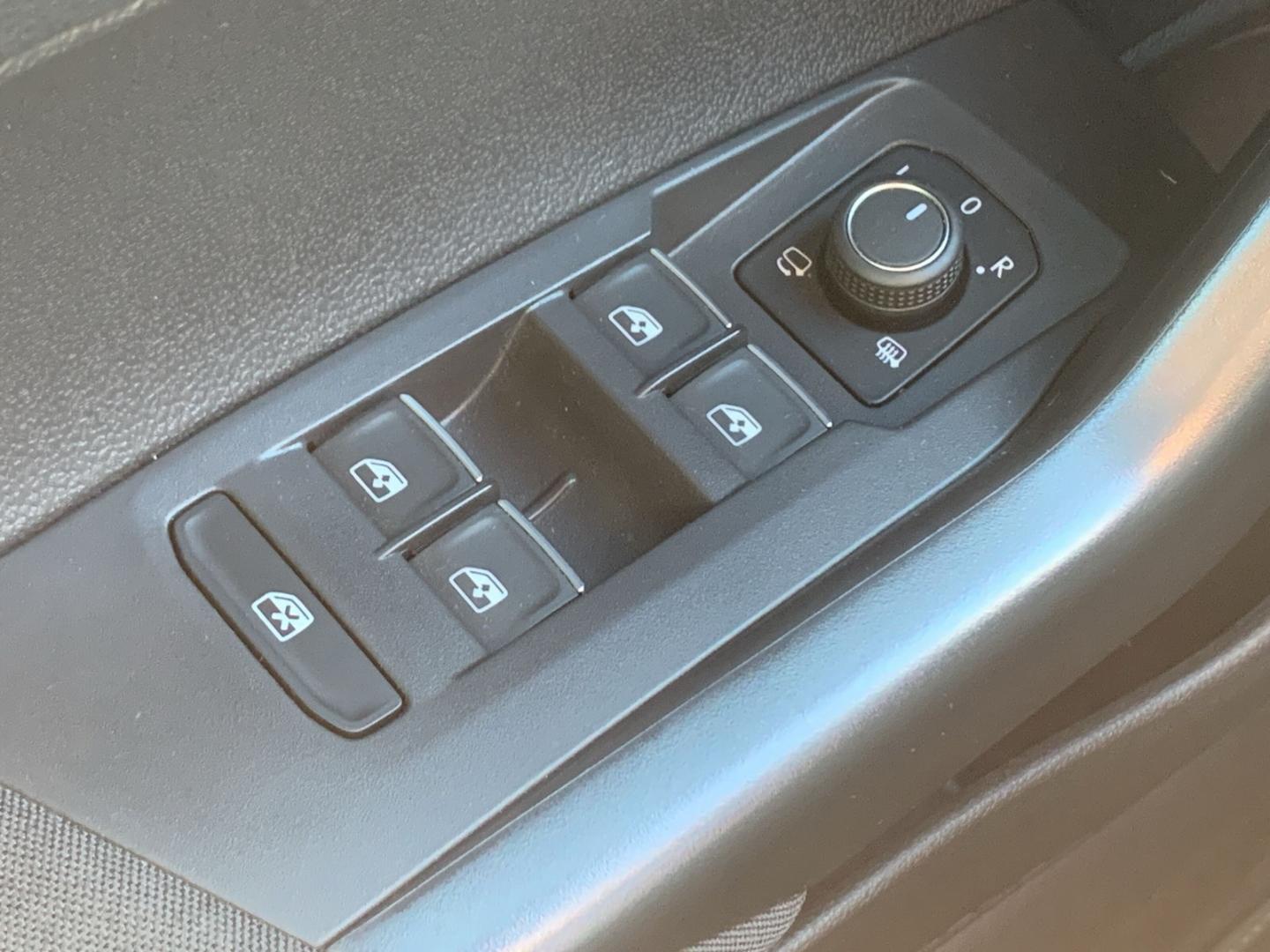 Volkswagen Taigo 1.5 TSI R-Line