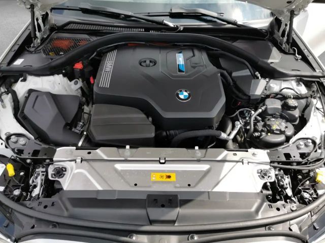 BMW 330 330e M-Sport Touring