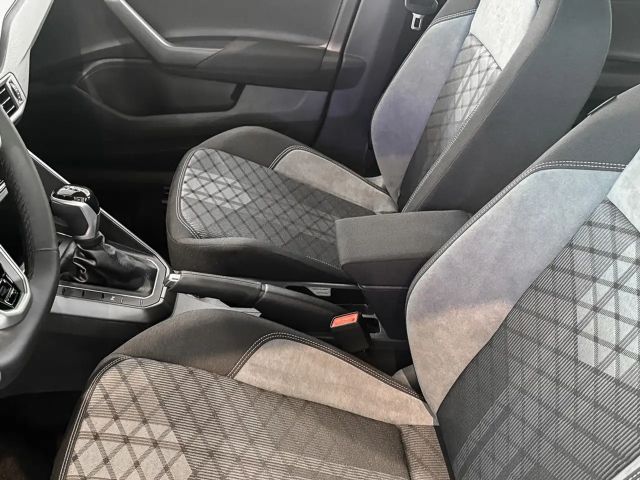 Volkswagen Polo 1.0 TSI DSG R-Line