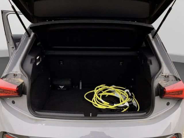 Cupra Born ACC KAMERA LED LM19 NAVI SITZHZ