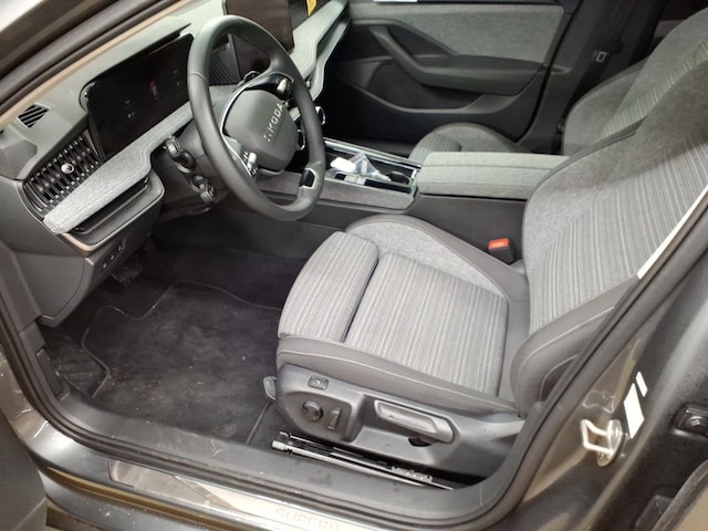 Skoda Superb 2.0 TDI Combi Selection