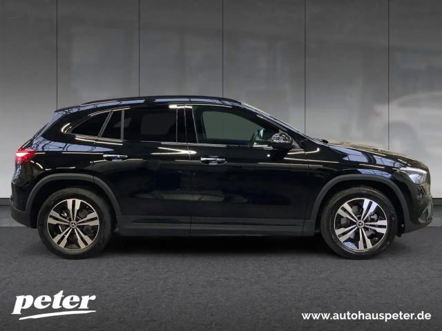Mercedes-Benz GLA 220 4MATIC GLA 220 d