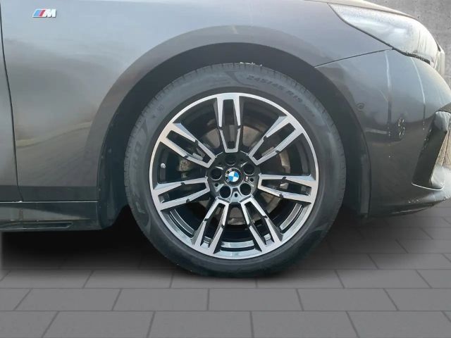BMW 520 520d M-Sport Sedan