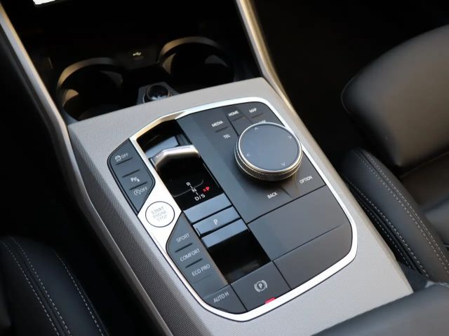 BMW 320 320i Touring