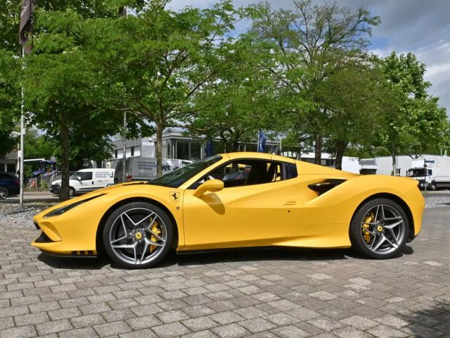 Ferrari F8 Spider