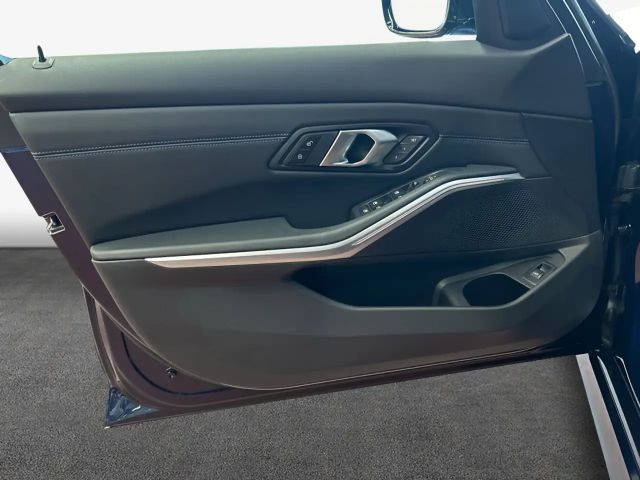 BMW 330 330i M-Sport Sedan