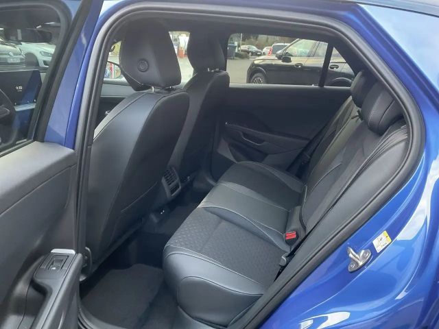 Volkswagen T-Roc 1.5 eTSI DSG R-Line