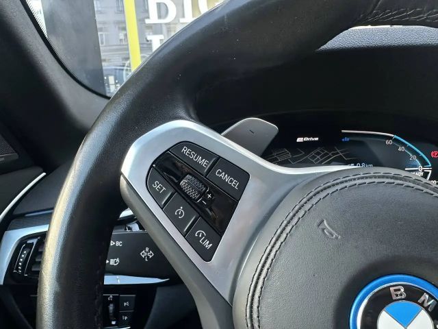 BMW 530 530e M-Sport xDrive