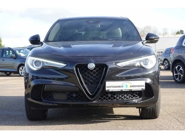 Alfa Romeo Stelvio Q4 Quadrifoglio Turbo