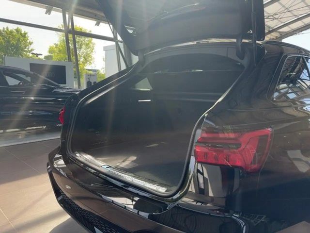 Audi RS6 Avant Performance Quattro