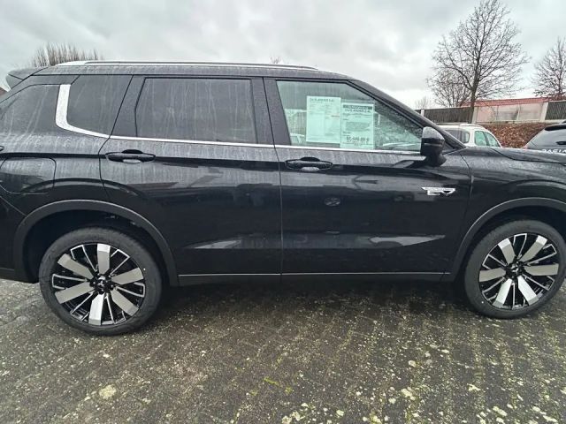 Mitsubishi Outlander 4WD PHEV