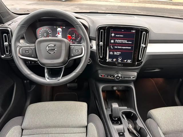 Volvo XC40 T4