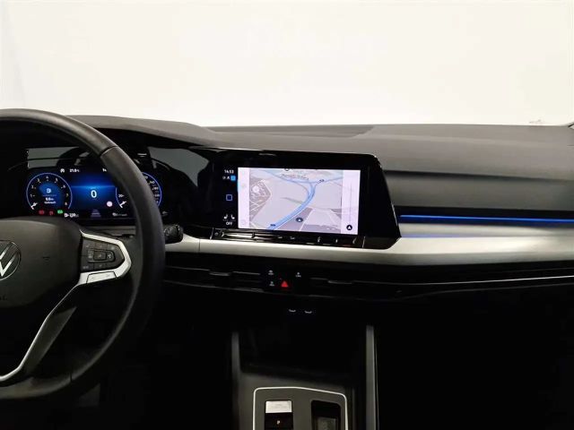 Volkswagen Golf 1.5 eTSI DSG Life