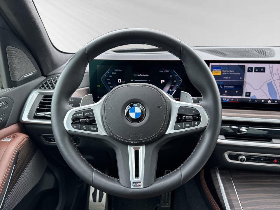 BMW X7 M60i xDrive