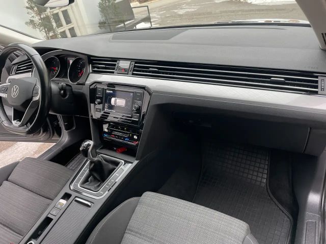 Volkswagen Passat Business Variant