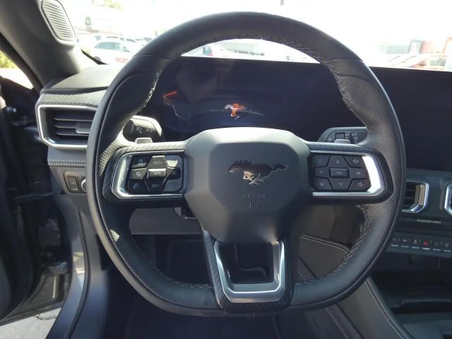 Ford Mustang Fastback GT 5.0 V8