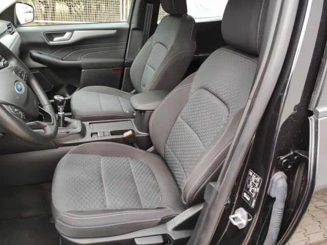 Ford Kuga Cool & Connect