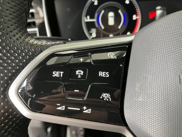 Volkswagen Touareg 4Motion R-Line