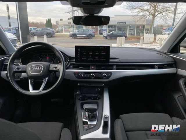 Audi A4 35 TDI Avant S-Line