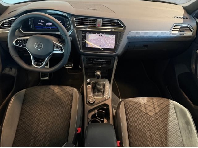 Volkswagen Tiguan 2.0 TDI 4Motion Diebsathlwarn. AHK Pano