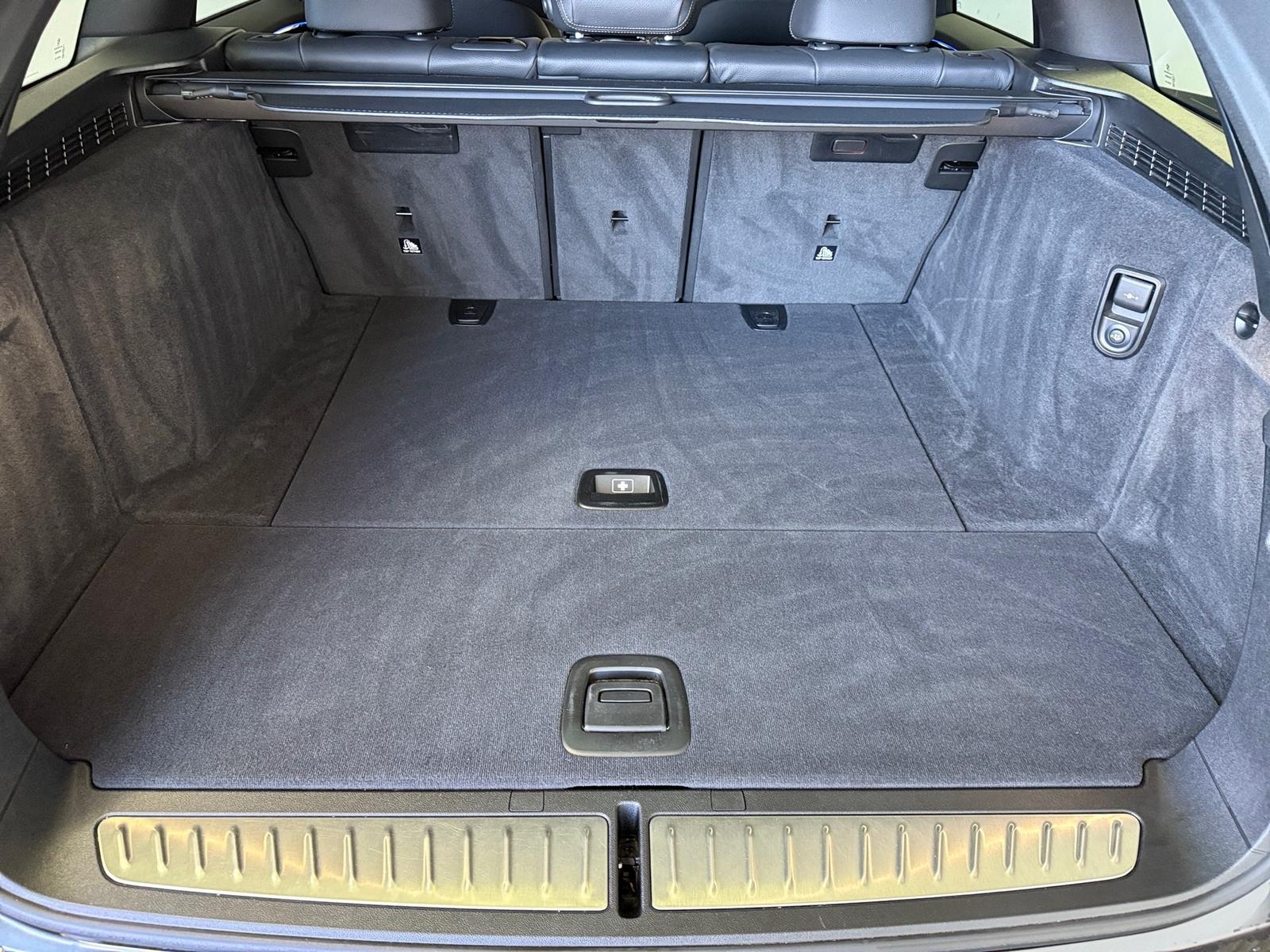 BMW 540 iTxDrive*Laser*ACC*Navi*AHK*Leder*Kamera*HUD*